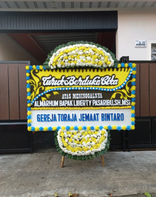 Papan Bunga Duka di Kapetakan